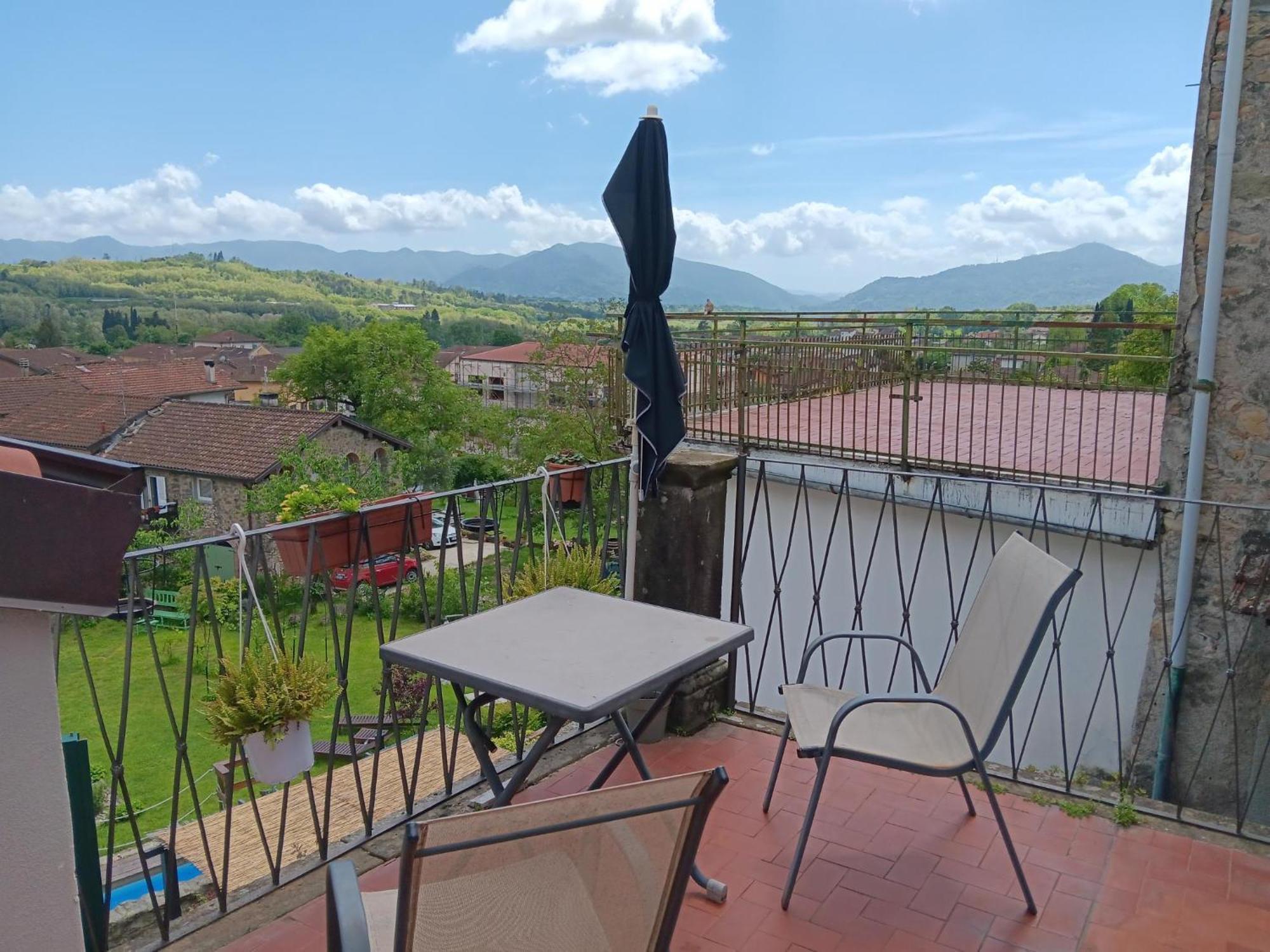 Monti Guesthouse Monti di Licciana Nardi ห้อง รูปภาพ